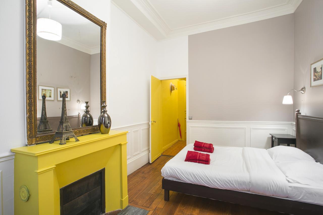 Las Cases Apartment Paris