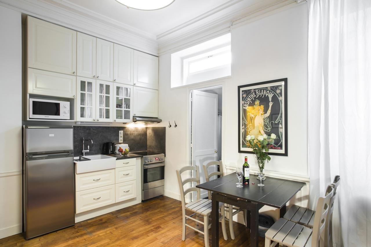 Apartment Las Cases Paris